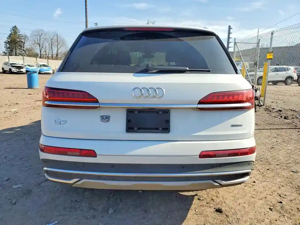 WA1VXAF71MD032699 2021 AUDI Q7-5