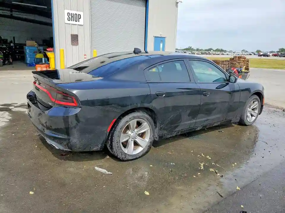 2C3CDXHG2GH318188 2016 DODGE CHARGER-2