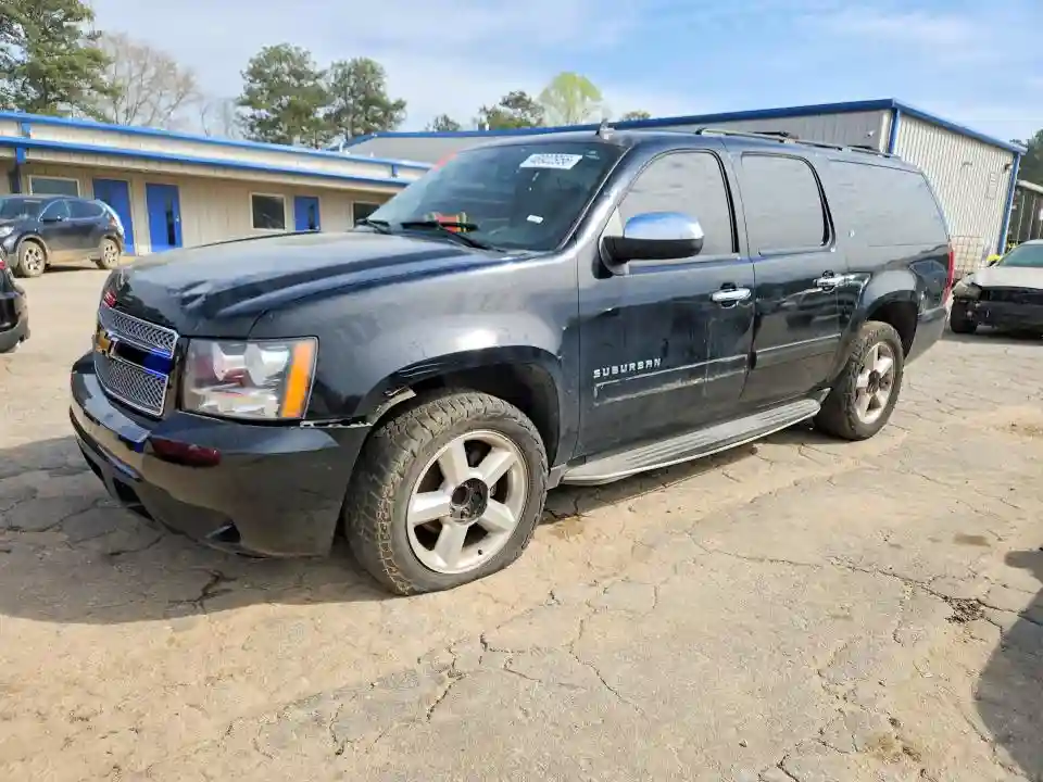 1GNSCJE08DR120586 2013 CHEVROLET SUBURBAN-0