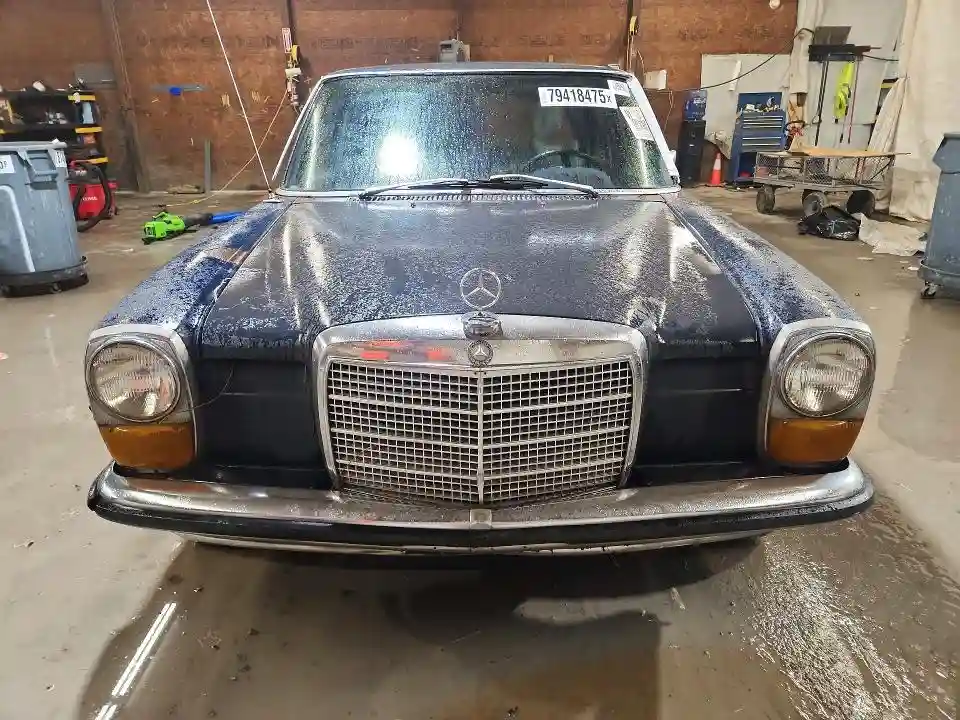 114015100304449 1971 MERCEDES-BENZ 230-CLASS-4