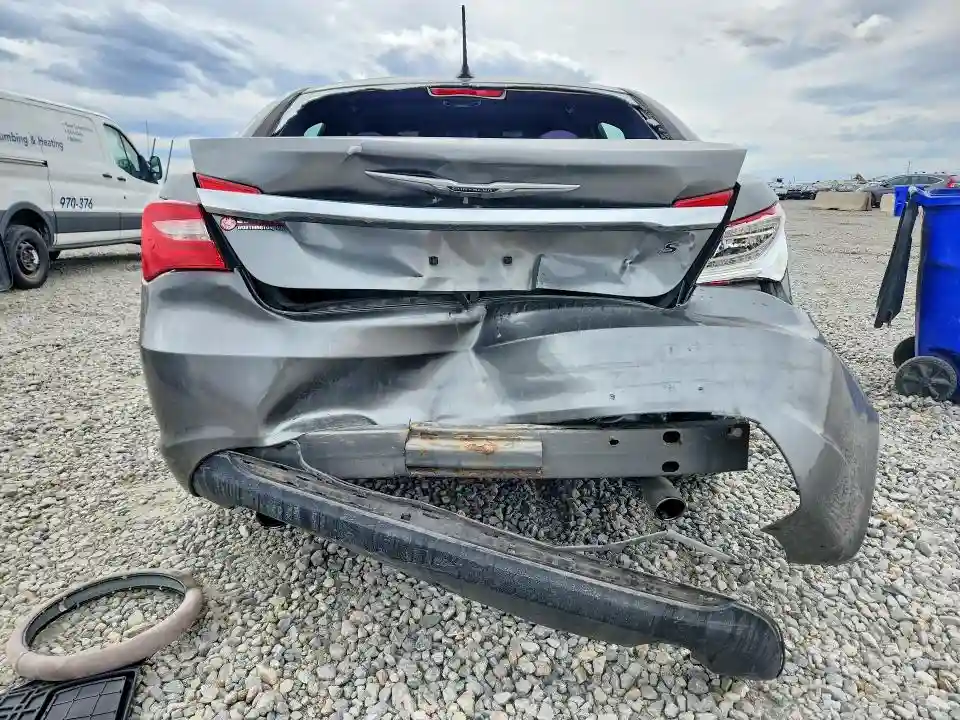 1C3CCBBG1DN718230 2013 CHRYSLER 200-5
