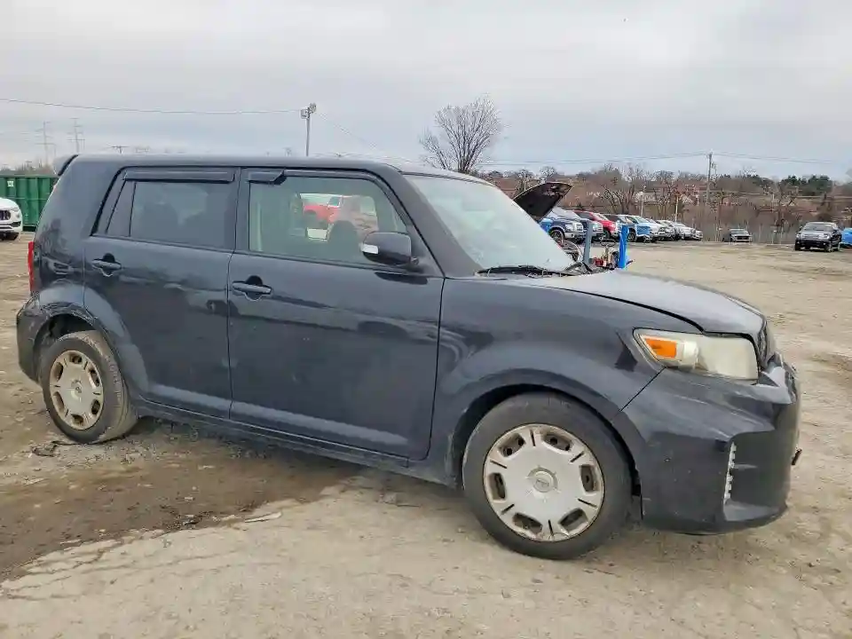 JTLZE4FE7EJ056283 2014 SCION XB-3