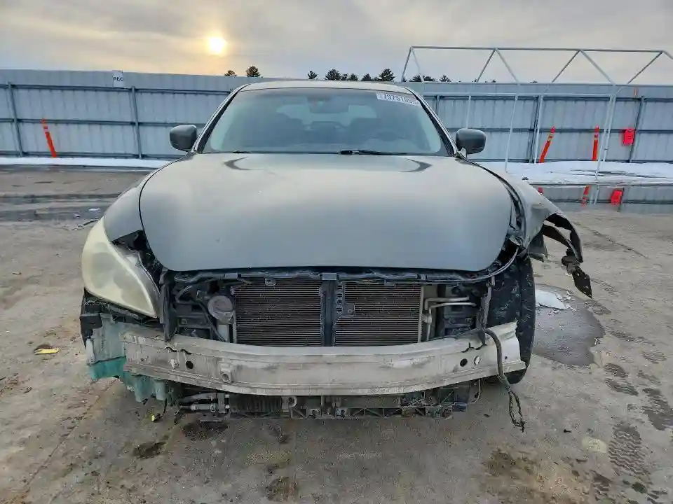 JN1BY1AP5BM320108 2011 INFINITI M37-4