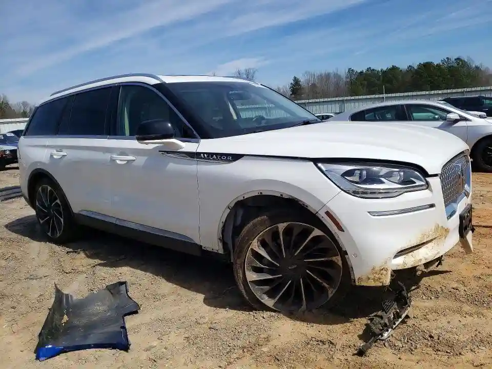 5LM5J7XC0LGL06762 2020 LINCOLN AVIATOR-3