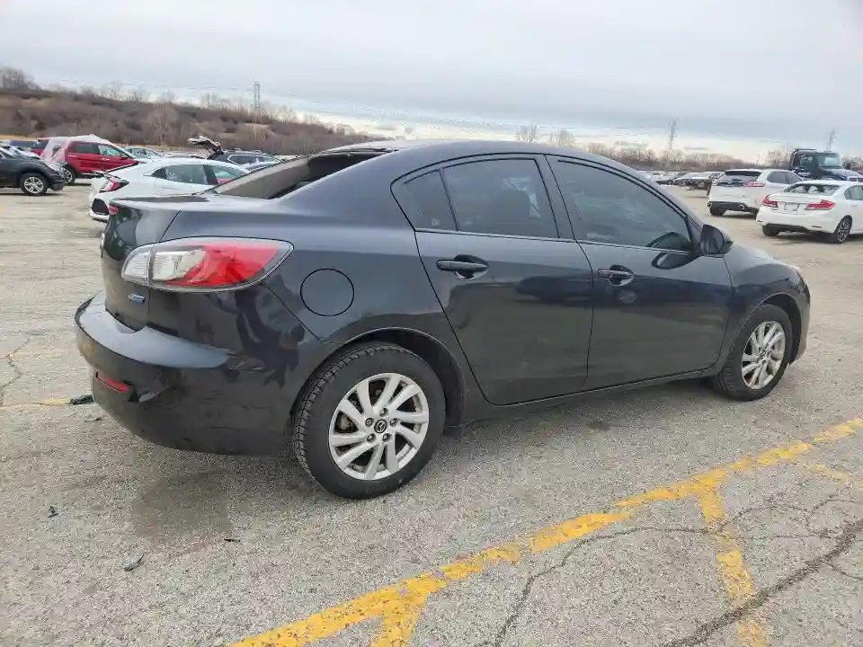 JM1BL1V77D1821883 2013 MAZDA 3-2