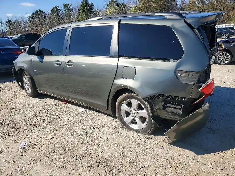 5TDKK3DC1CS224582 2012 TOYOTA SIENNA-1