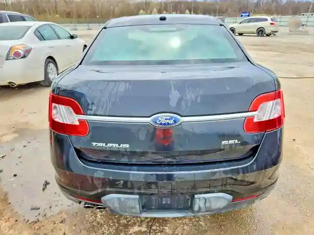 1FAHP2EWXBG152777 2011 FORD TAURUS-5