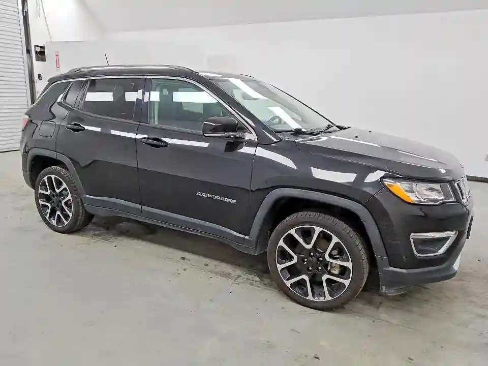 3C4NJDCB7KT815244 2019 JEEP COMPASS-3