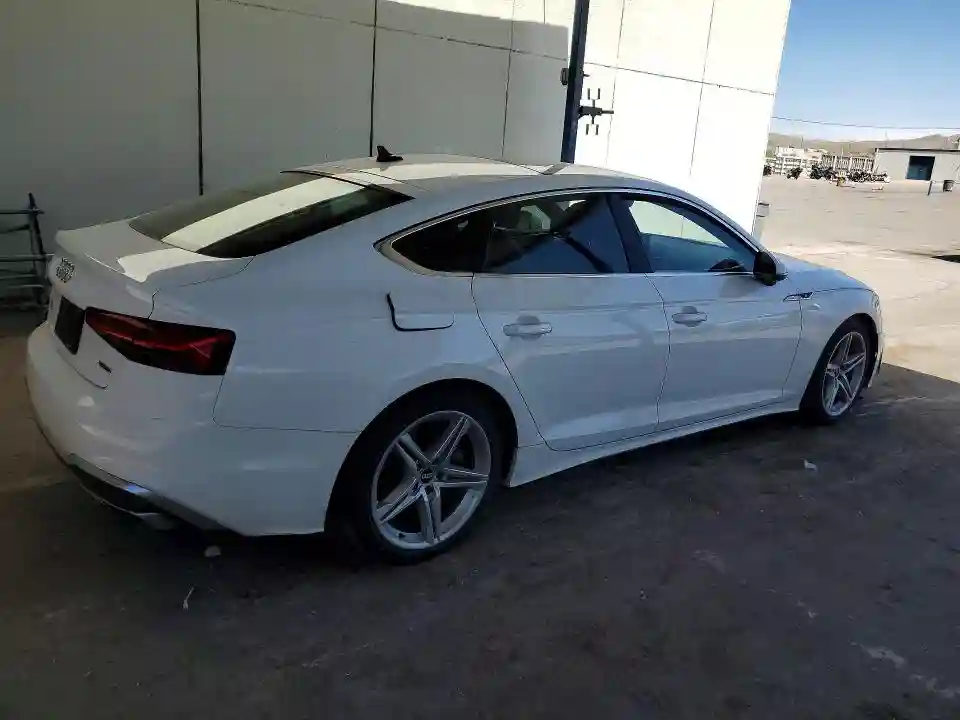 WAUDACF53MA059429 2021 AUDI A5-2