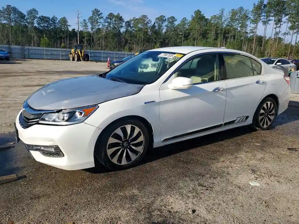 JHMCR6F31HC017311 2017 HONDA ACCORD-0
