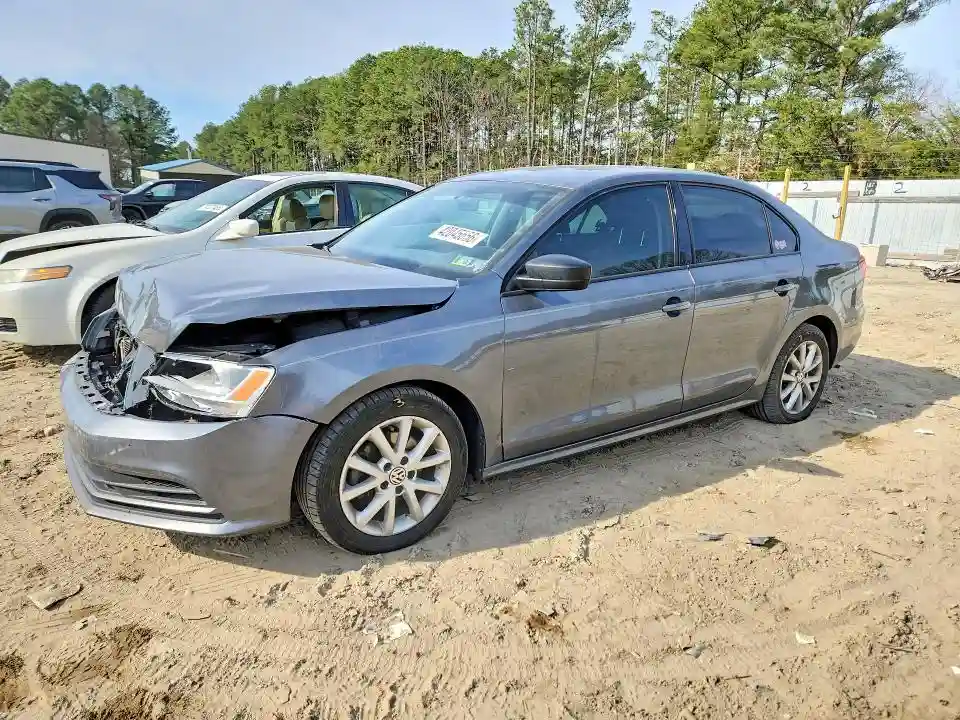 3VWD17AJ9FM275089 2015 VOLKSWAGEN JETTA-0