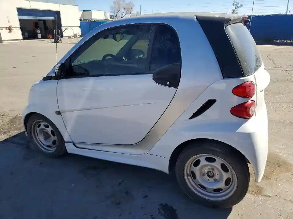WMEEJ3BA4FK810398 2015 SMART CARS FORTWO-1