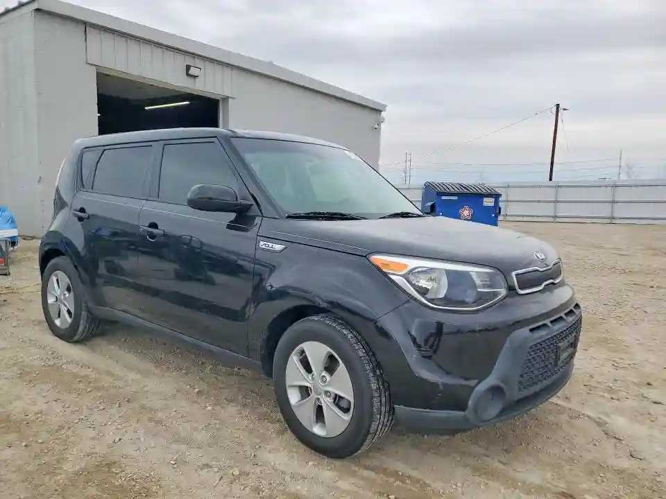 KNDJN2A26G7358335 2016 KIA SOUL-3