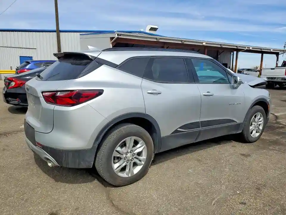 3GNKBHRS2KS667855 2019 CHEVROLET BLAZER-2