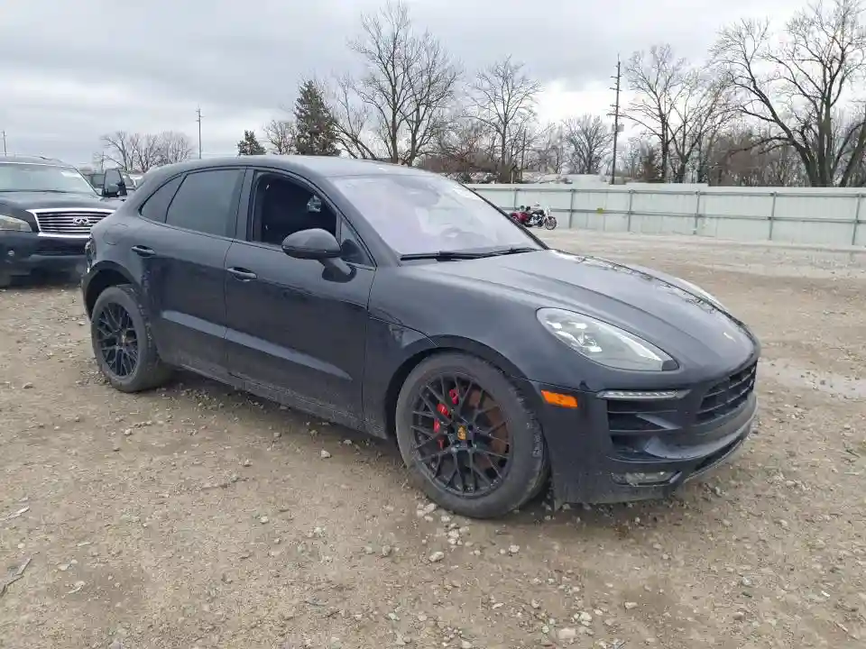 WP1AG2A56HLB55313 2017 PORSCHE MACAN-3