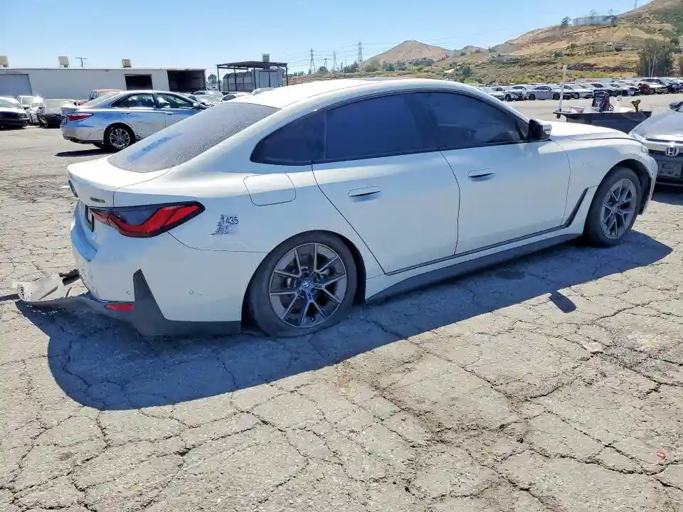 WBY43AW06PFR40668 2023 BMW ALL OTHER-2