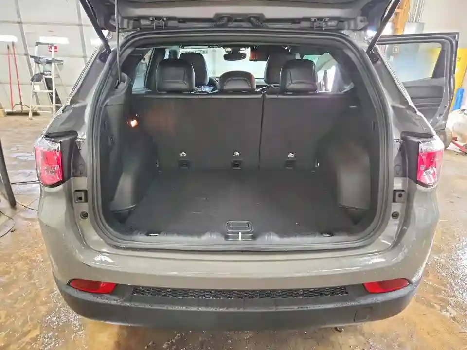 3C4NJDBN2PT516554 2023 JEEP COMPASS-5
