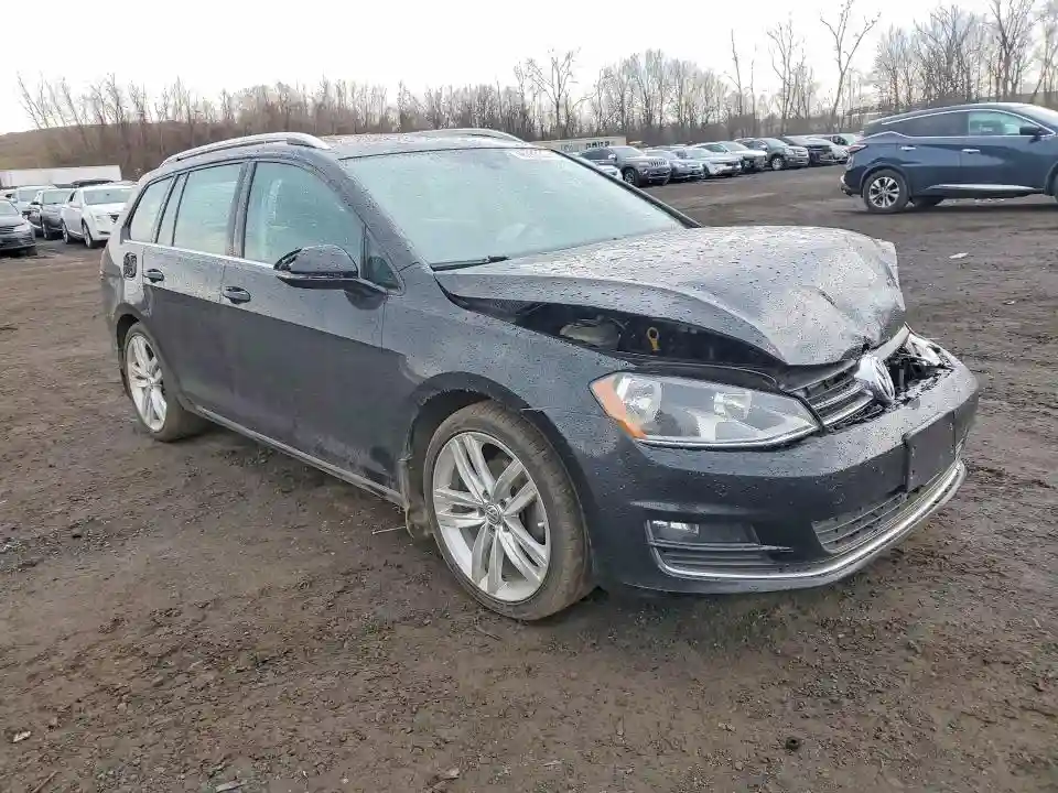 3VWC17AU3FM518661 2015 VOLKSWAGEN GOLF-3