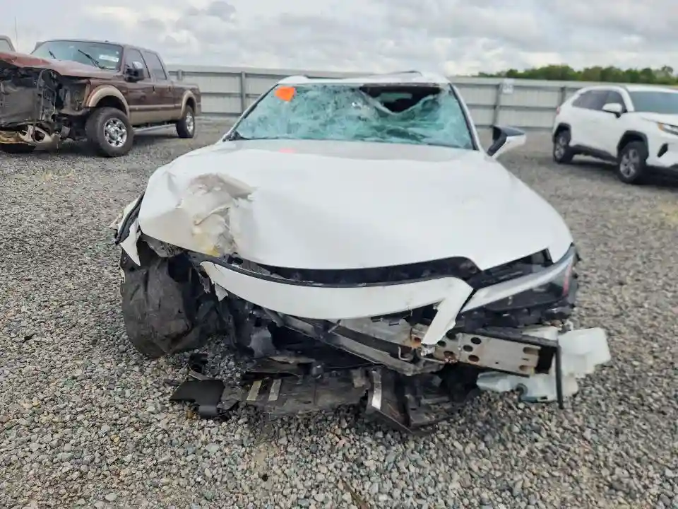 JTHCA1D27M5116220 2021 LEXUS IS-4