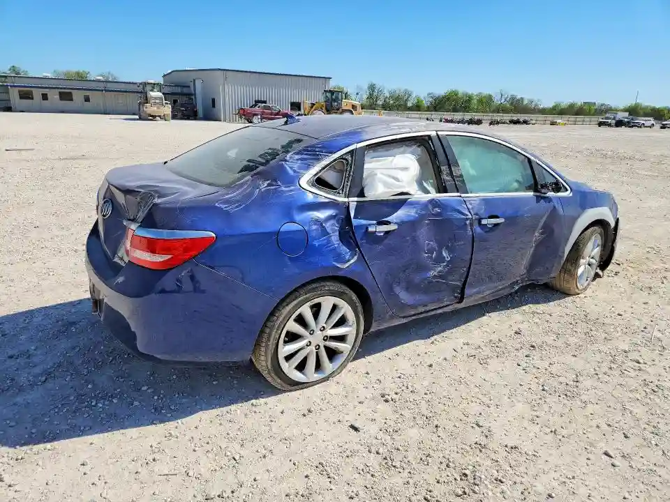 1G4PP5SK2E4119881 2014 BUICK VERANO-2