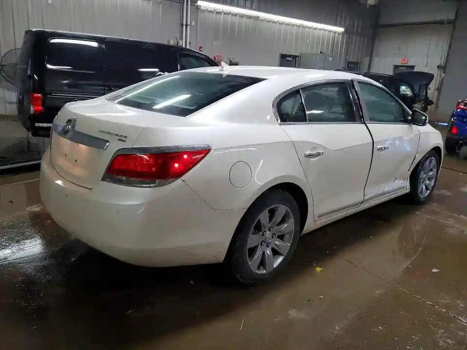 1G4GC5ED9BF117375 2011 BUICK LACROSSE-2