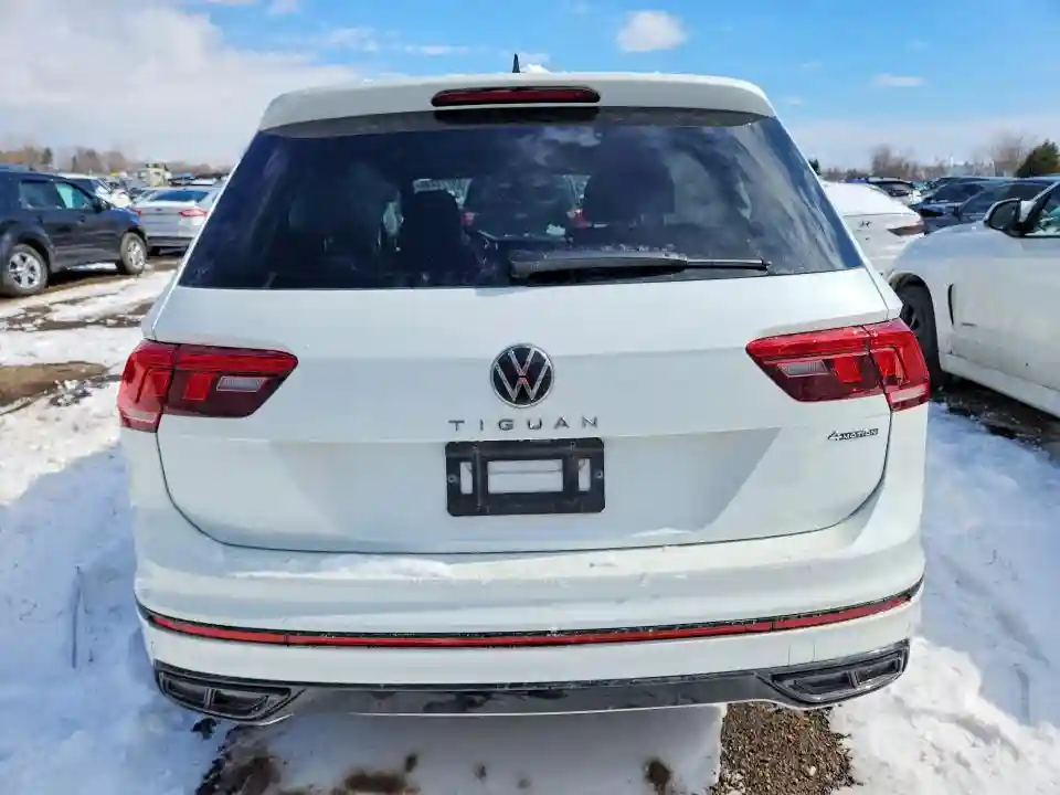 3VV8B7AX7RM012403 2024 VOLKSWAGEN TIGUAN-5