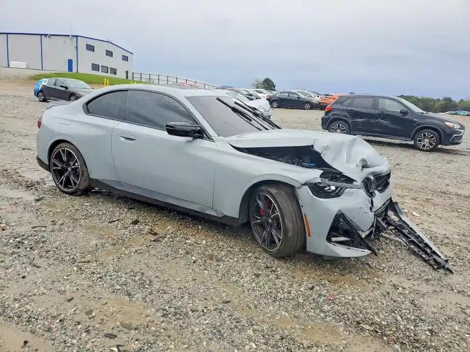 3MW53CM05R8E14416 2024 BMW M2-3