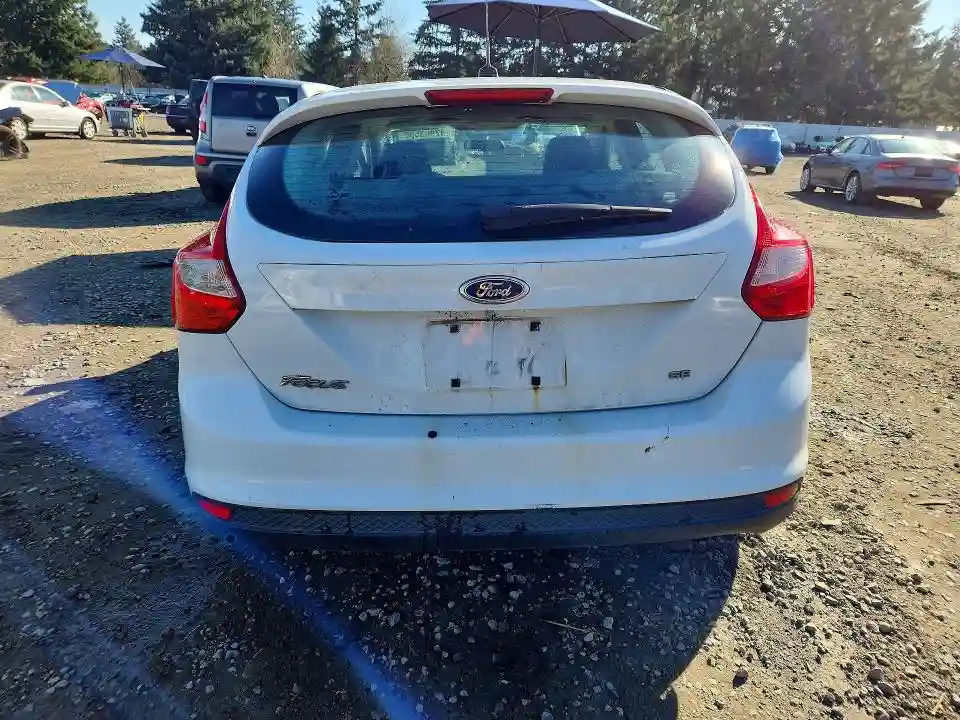 1FADP3K2XEL384071 2014 FORD FOCUS-5