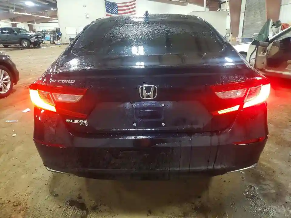 1HGCV1F19JA033418 2018 HONDA ACCORD-5