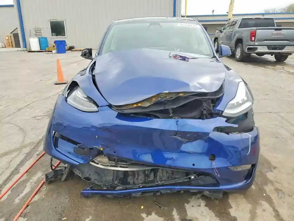 5YJYGDEE4LF030697 2020 TESLA MODEL Y-4