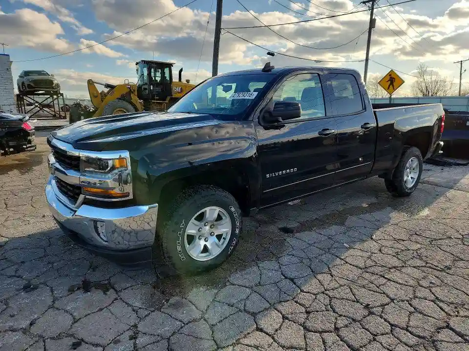 1GCVKREH7JZ374699 2018 CHEVROLET SILVERADO-0