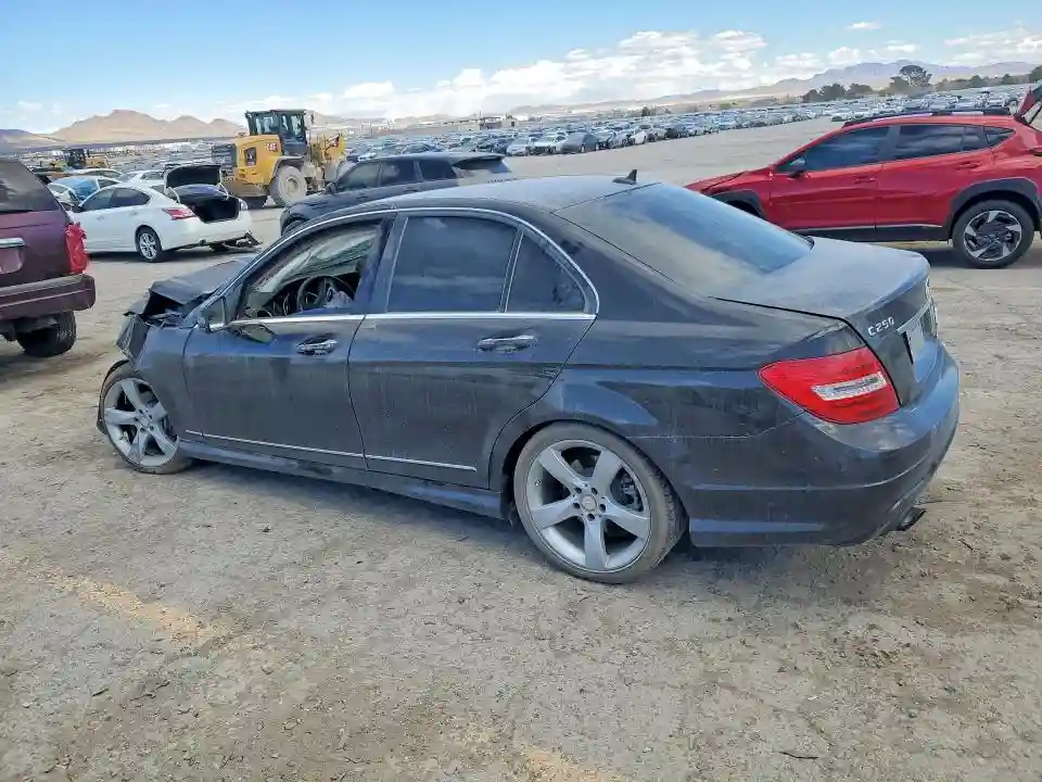 WDDGF4HB9EA966526 2014 MERCEDES-BENZ C-CLASS-1