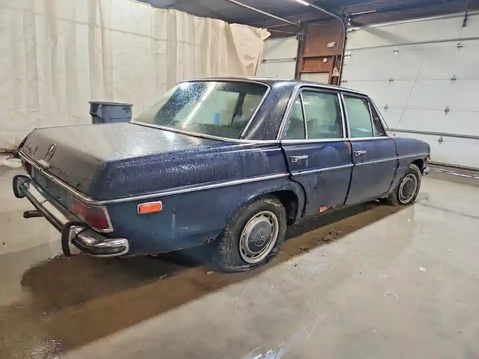 114015100304449 1971 MERCEDES-BENZ 230-CLASS-2