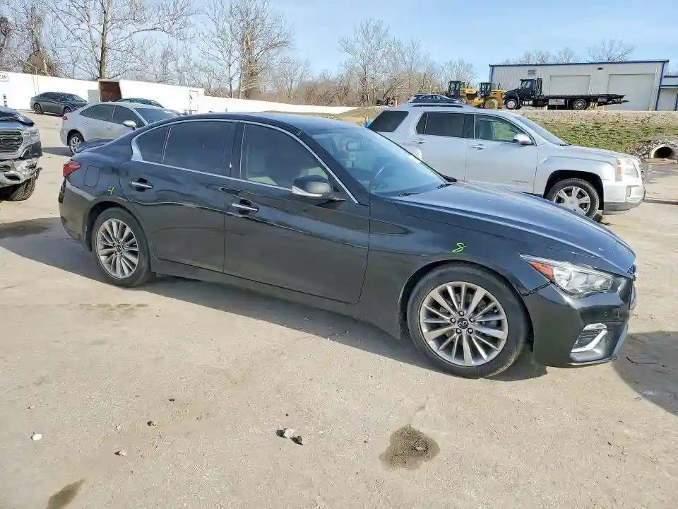 JN1EV7BR8MM750498 2021 INFINITI Q50-3
