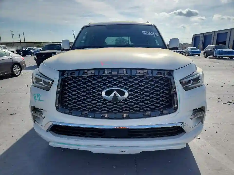 JN8AZ2ND7J9840375 2018 INFINITI QX80-4