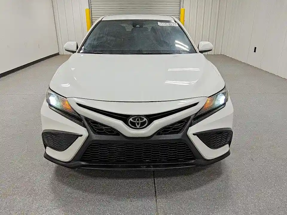 4T1G11AKXMU429951 2021 TOYOTA CAMRY-4