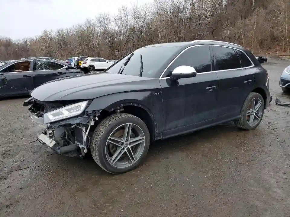 WA1C4AFY3J2041503 2018 AUDI SQ5-0