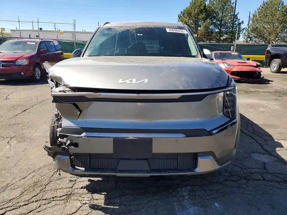 KNDAFFS56R6022495 2024 KIA ALL OTHER-4