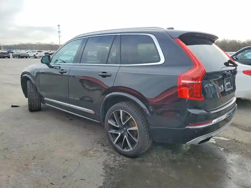 YV4BR00K2M1693067 2021 VOLVO XC90 T8 RE-1