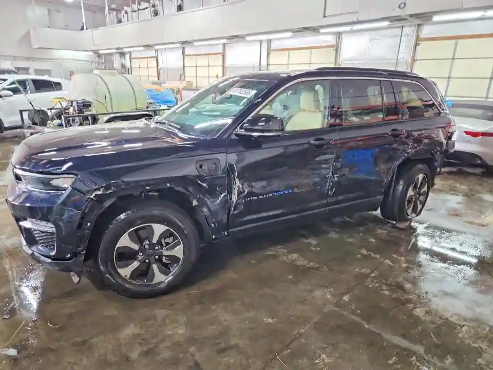 1C4RJYB60R8601931 2024 JEEP CHEROKEE-0