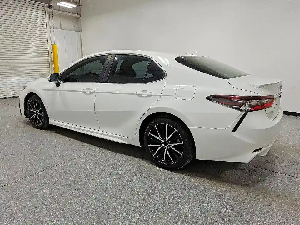 4T1G11AKXMU429951 2021 TOYOTA CAMRY-1