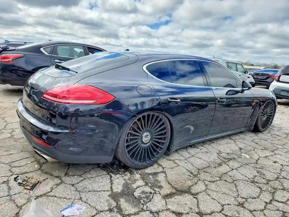 WP0AB2A72GL050638 2016 PORSCHE PANAMERA-2