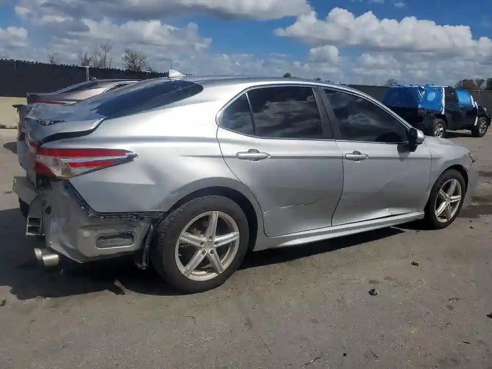 4T1G11AK6LU940796 2020 TOYOTA CAMRY-2