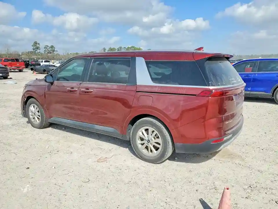 KNDNB4H3XP6249385 2023 KIA CARNIVAL L-1