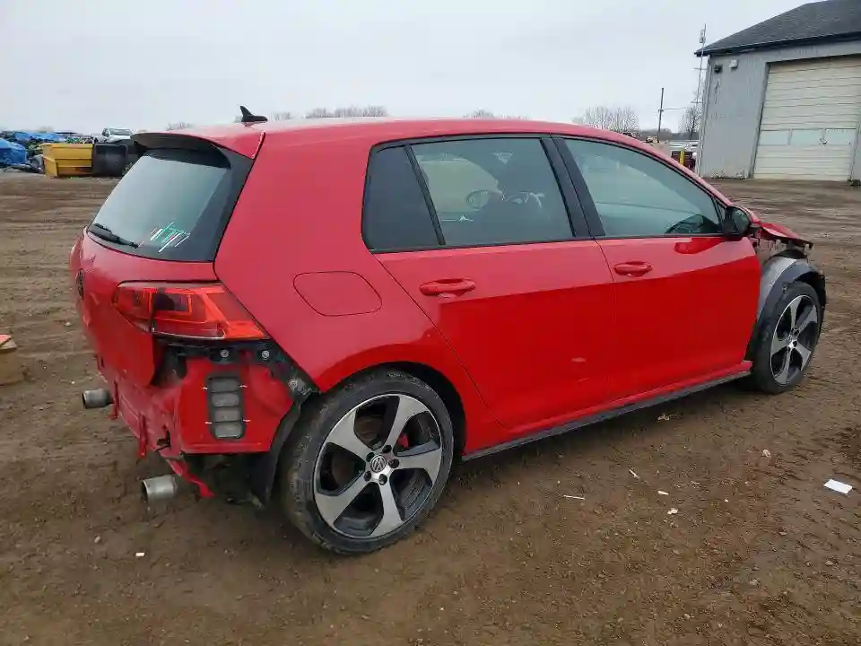 3VW4T7AU6GM063529 2016 VOLKSWAGEN GTI-2