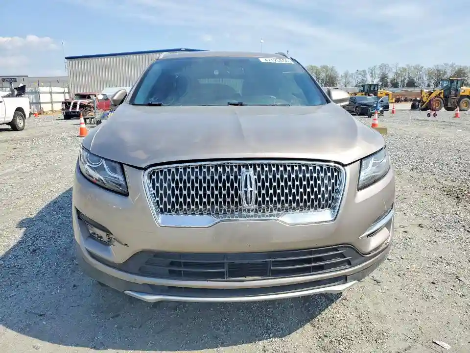 5LMCJ1C93KUL17267 2019 LINCOLN MKZ-4