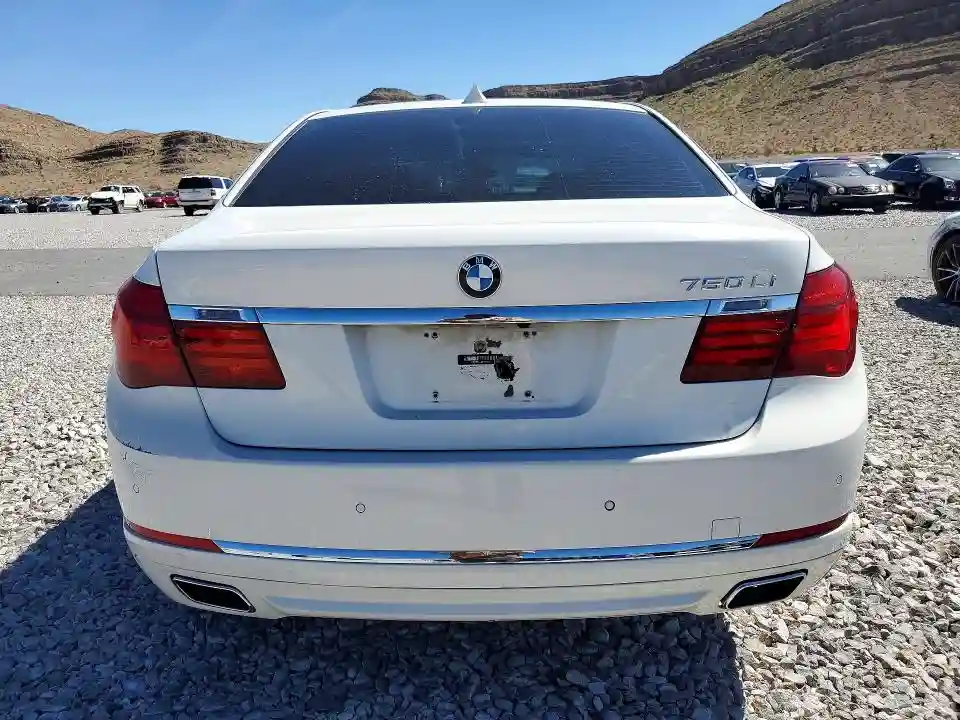 WBAYE8C54DDE22197 2013 BMW 7 SERIES-5