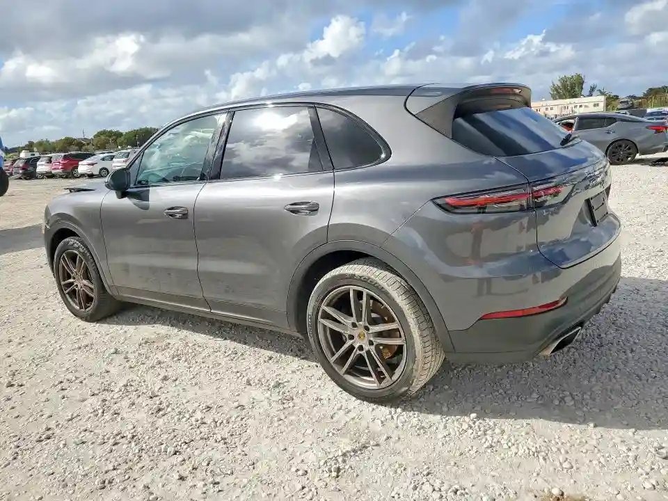 WP1AA2AY4KDA05066 2019 PORSCHE CAYENNE-1