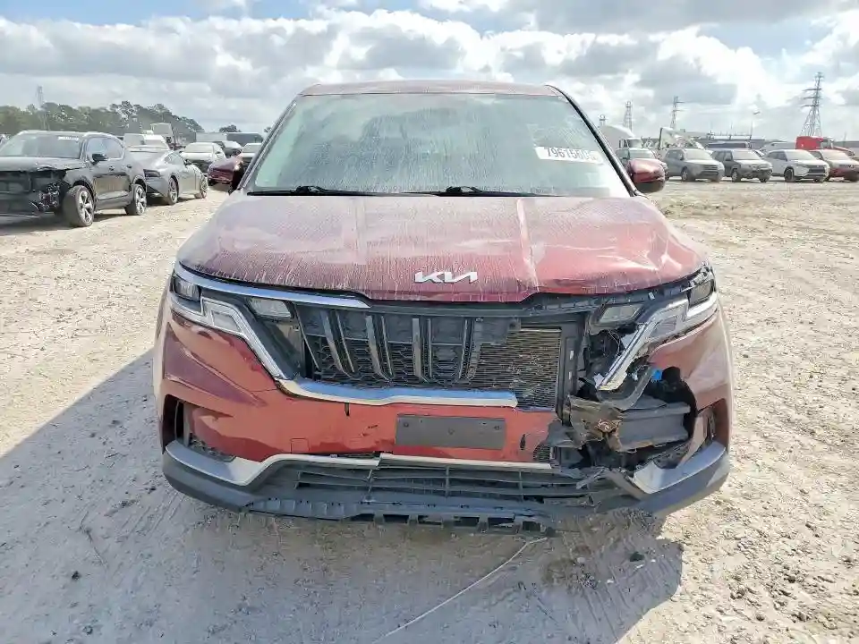 KNDNB4H3XP6249385 2023 KIA CARNIVAL L-4