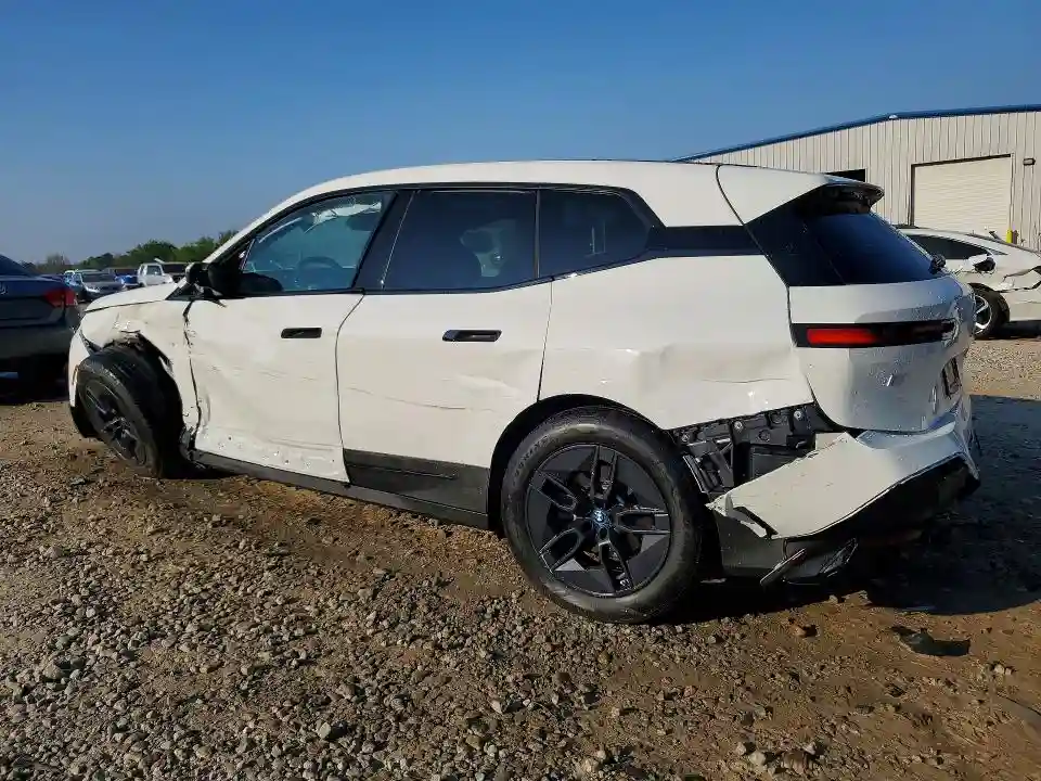 WB523CF06PCM41127 2023 BMW ALL OTHER-1